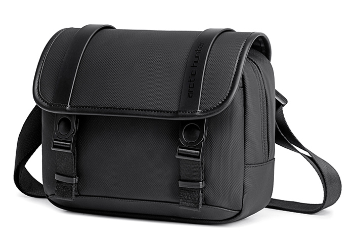 ARCTIC HUNTER τσάντα ώμου K00568 με θήκη tablet, 4L, μαύρη K00568-BK