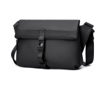 ARCTIC HUNTER τσάντα ώμου K00567 με θήκη tablet, 6L, μαύρη K00567-BK