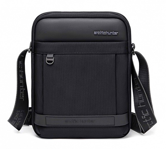 ARCTIC HUNTER τσάντα ώμου K00162 με θήκη tablet, 5L, μαύρη K00162-BK