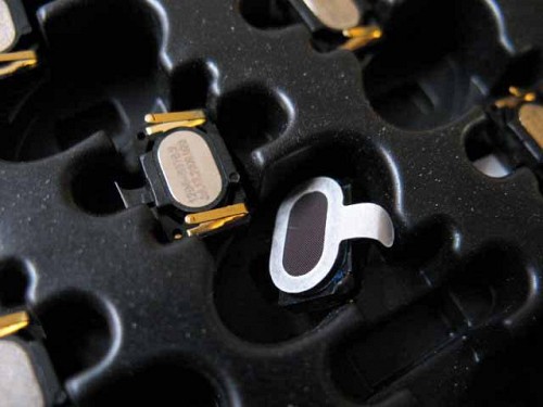 Sony Ericsson C905 - Ear Speaker